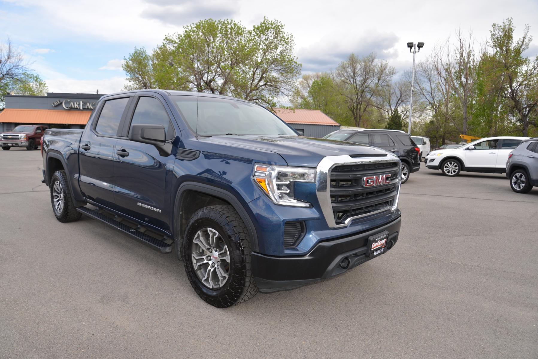 2019 Pacific Blue /Gray GMC Sierra 1500 Crew Cab Short Box 4WD (1GTU9AEF9KZ) with an 5.3L V8 OHV 16V engine, 6A transmission, located at 4562 State Avenue, Billings, MT, 59101, (406) 896-9833, 45.769516, -108.526772 - 2019 GMC Sierra 1500 Crew Cab Short Box 4WD - One owner! 5.3L V8 OHV 16V engine - 6 speed automatic transmission, 3.42 ratio rear axle ,stabilitrak, electronic stability control system w/ proactive roll avoidance, traction control, trailer sway ctrl & hill start assist, Teen driver mode x31 off - Photo #11